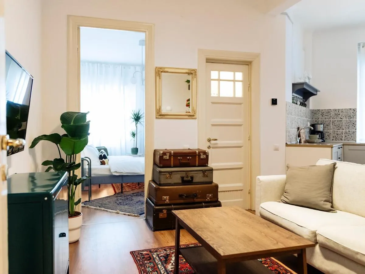 아파트 Lovely Vintage Double Studio In City Center 부쿠레슈티 루마니아